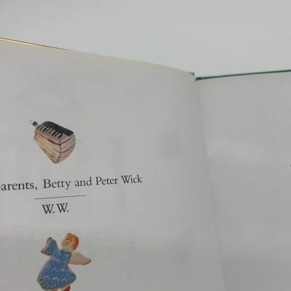 I Spy Christmas:  A Book of Picture Riddles - Hardcover - VERY GOOD - Picture 2 of 9